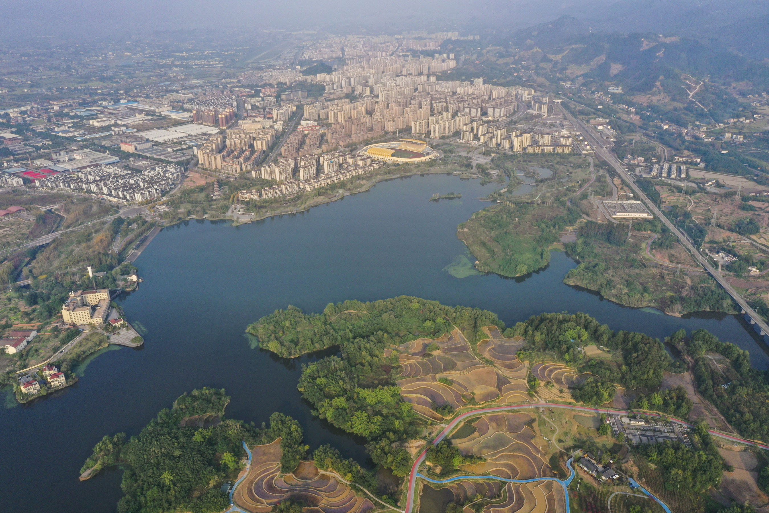 沒有大江大湖為何能成“國際濕地城市”？——重慶市梁平區(qū)探索濕地保護(hù)利用新路徑觀察